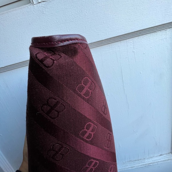 Brand: Balenciaga Clucth/ can be shoulder bag - Picture 9 of 12